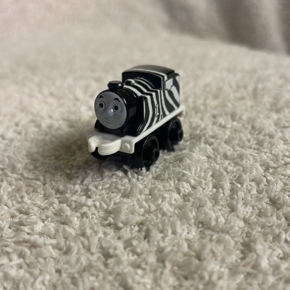 Thomas & Friends MINI’S - Picture 7 of 8